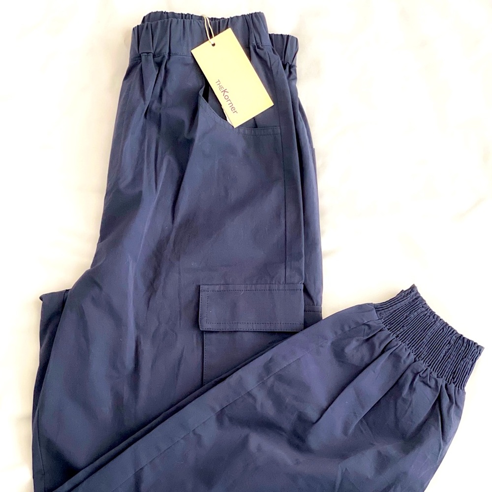 NWT The Korner cargo pants.